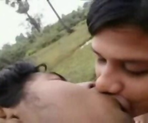 INDIAN - Gf Sultry Kissing