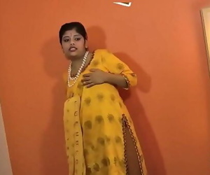 Indian Stunner Rupali 2 min..