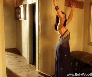 Indian Dancer Erotic MILF -..